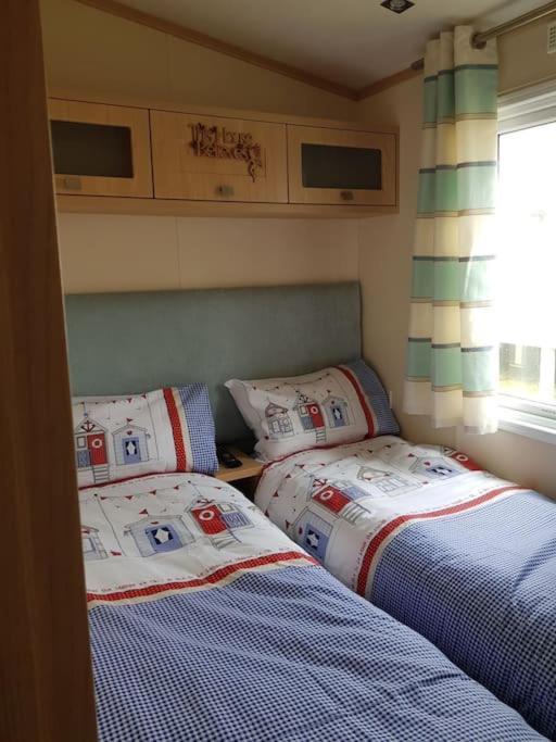 Home From Home Cosy Caravan Bembridge Exterior foto